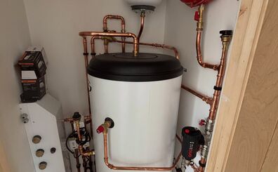 Hot water cylinder and expansion tank install